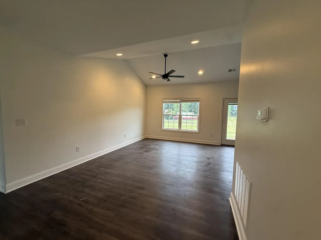 306 Cinchpost Circle London KY 40744