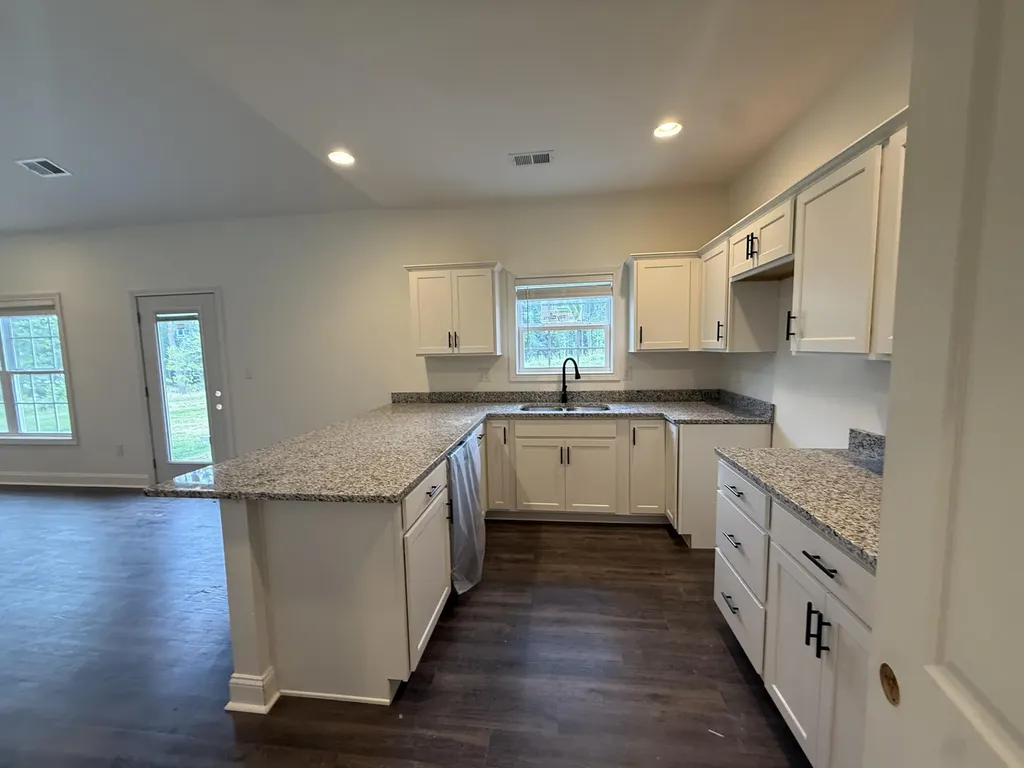 306 Cinchpost Circle London KY 40744