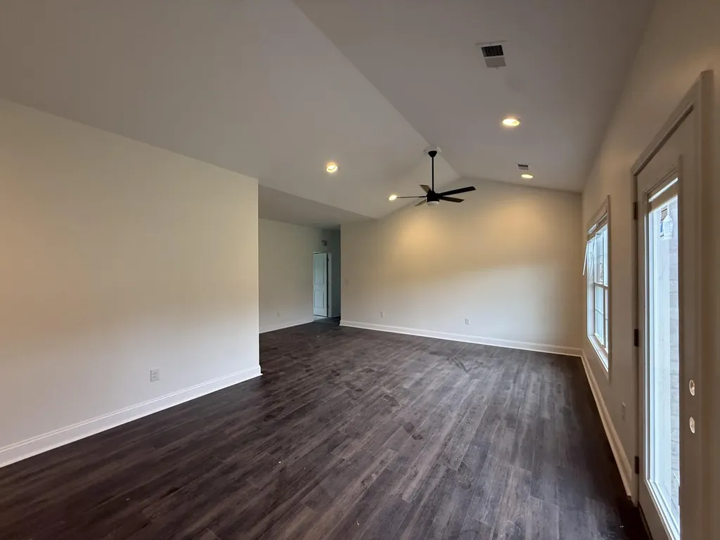 306 Cinchpost Circle London KY 40744