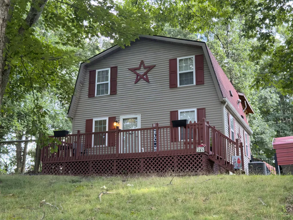 285 Von Linger Lane Stanford KY 40484