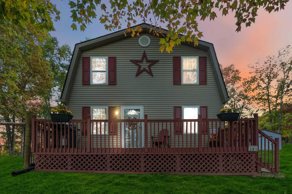 285 Von Linger Lane Stanford KY 40484