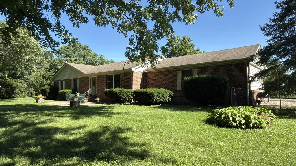 297 White Station Road Berea KY 40403