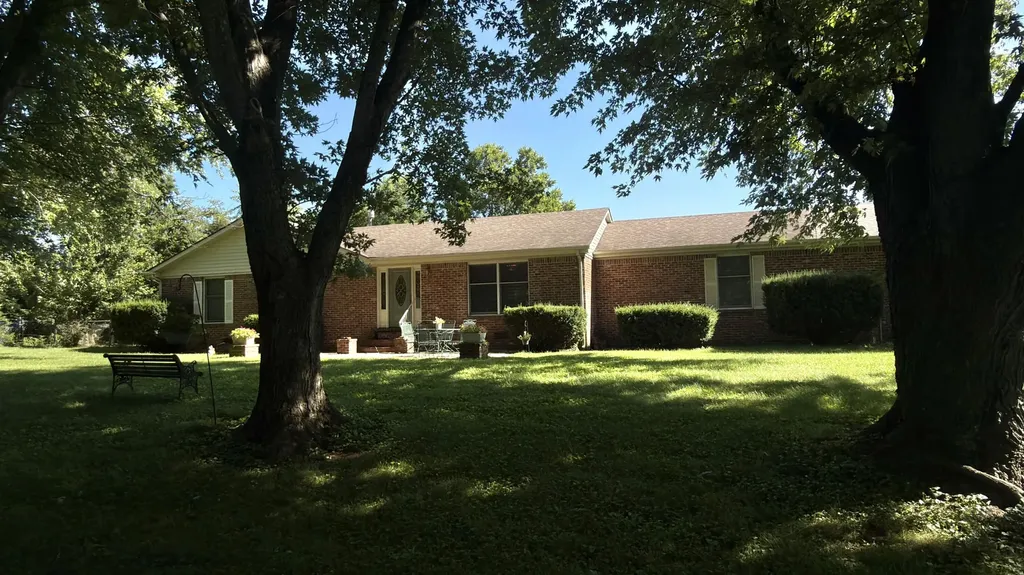 297 White Station Road Berea KY 40403