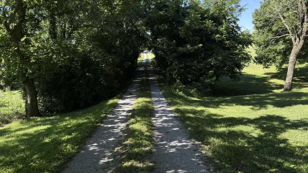 297 White Station Road Berea KY 40403