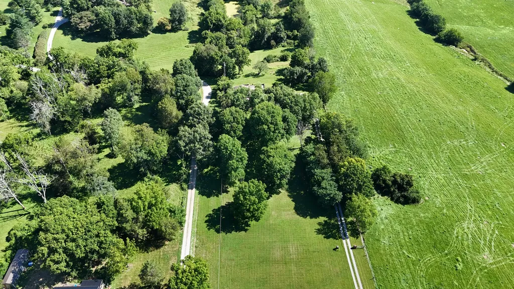 297 White Station Road Berea KY 40403