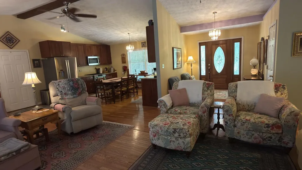 297 White Station Road Berea KY 40403