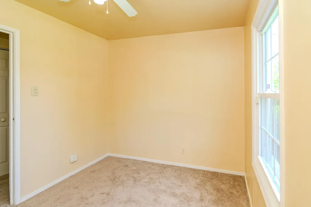 2302 Nancy Lane Lexington KY 40505