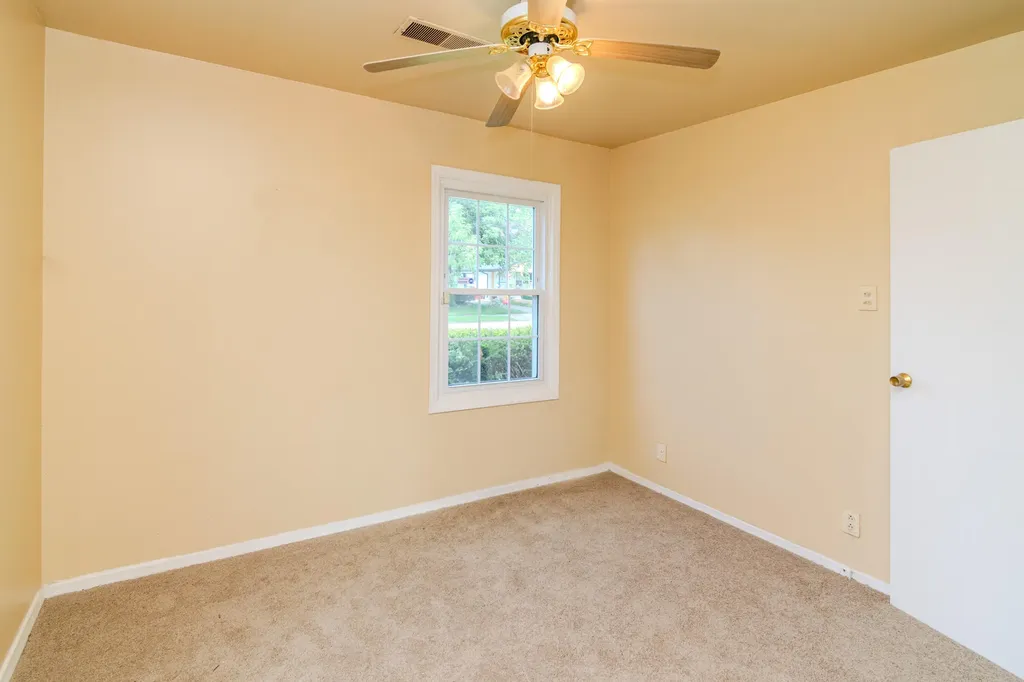 2302 Nancy Lane Lexington KY 40505