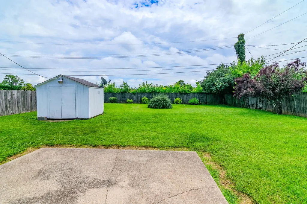 2302 Nancy Lane Lexington KY 40505