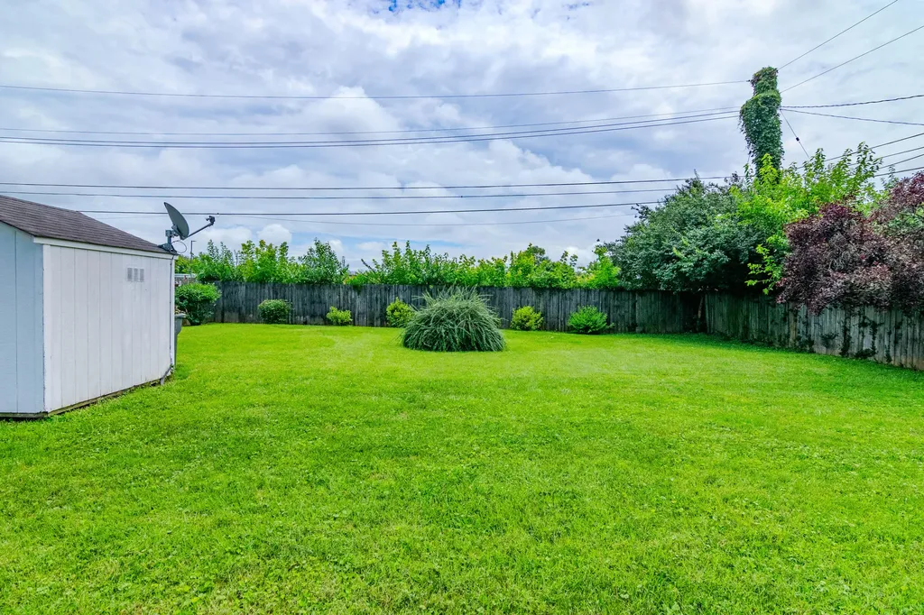 2302 Nancy Lane Lexington KY 40505