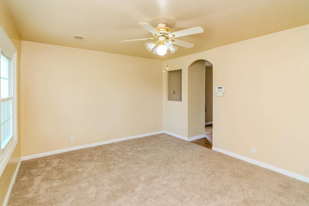 2302 Nancy Lane Lexington KY 40505