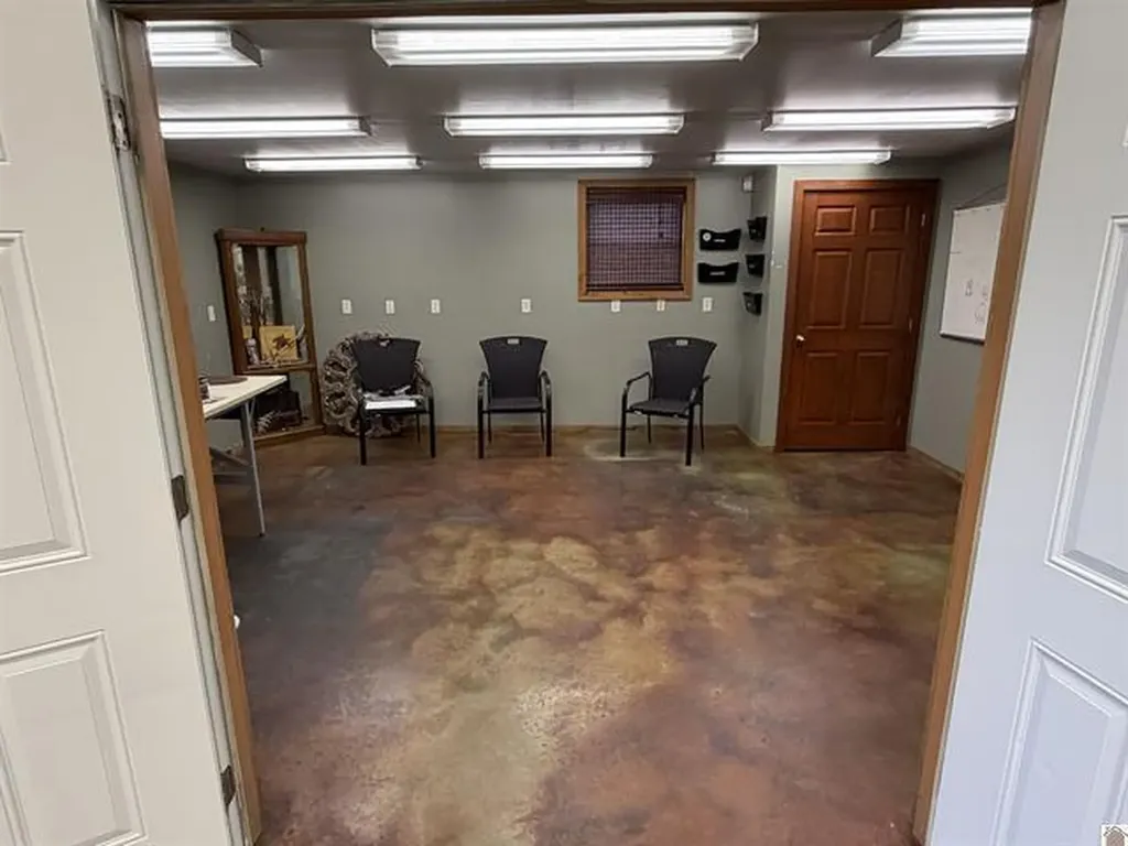817 Broadway Street Barlow KY 42024