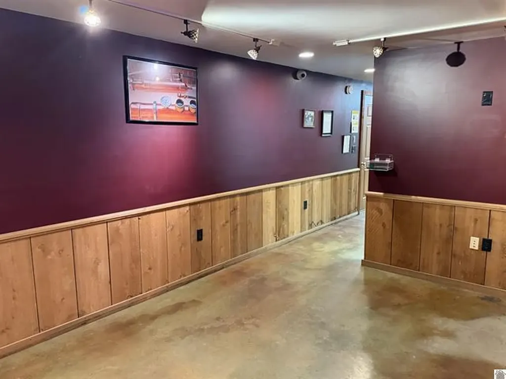 817 Broadway Street Barlow KY 42024