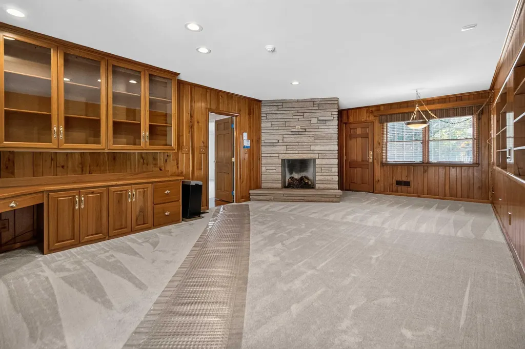 145 Woodland Drive Somerset KY 42501