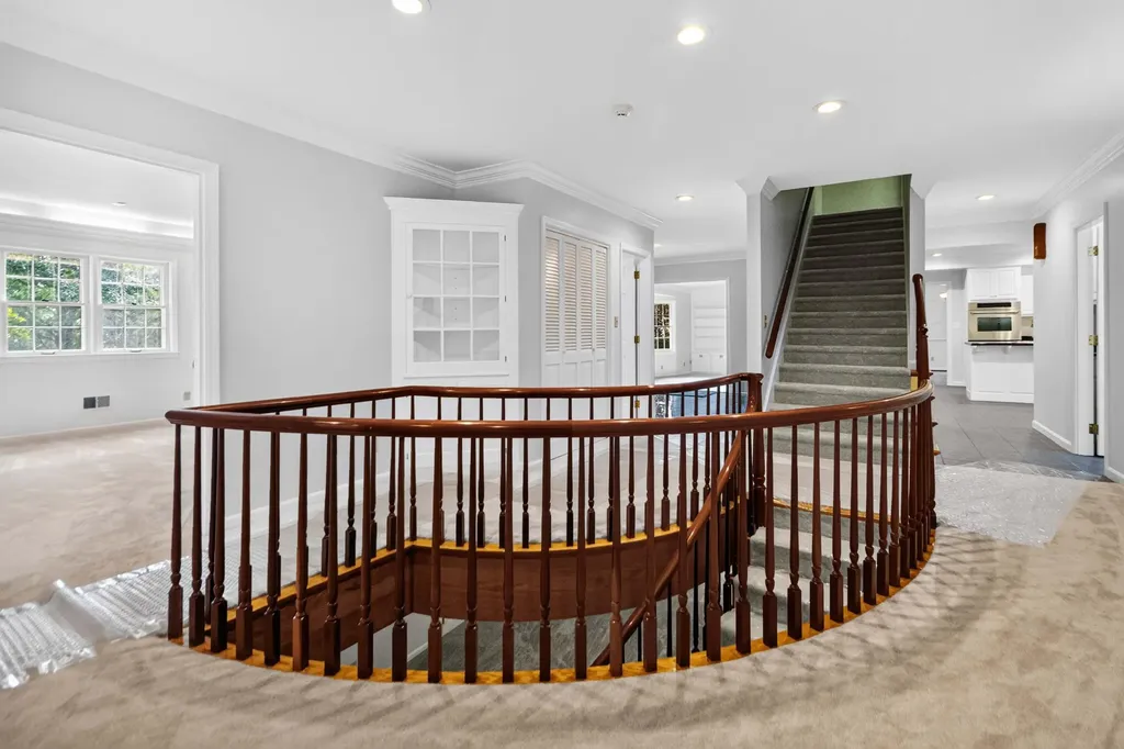 145 Woodland Drive Somerset KY 42501