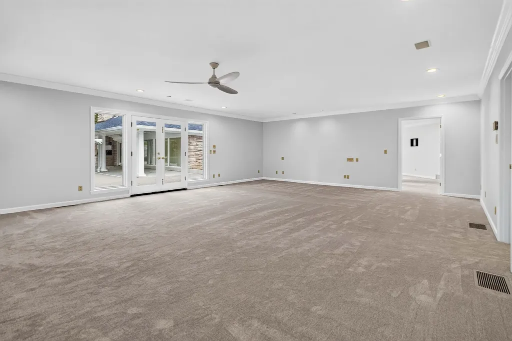 145 Woodland Drive Somerset KY 42501