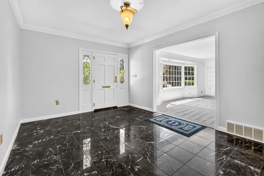 145 Woodland Drive Somerset KY 42501