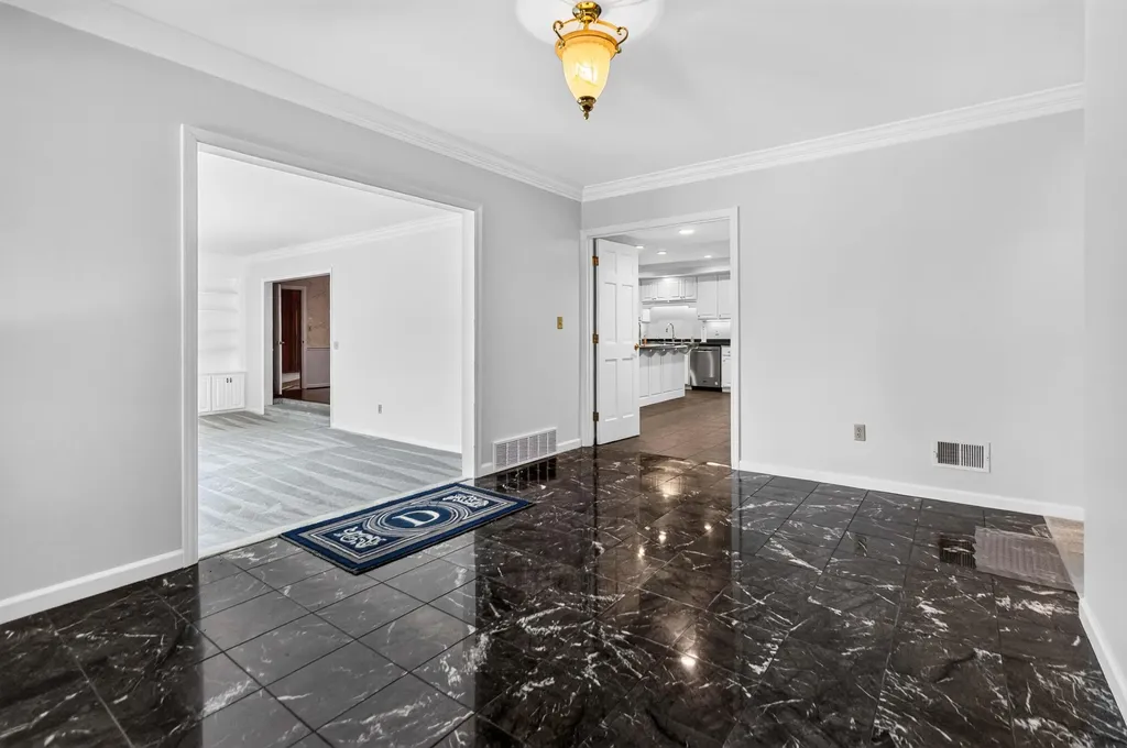 145 Woodland Drive Somerset KY 42501