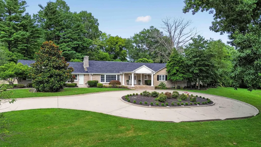 145 Woodland Drive Somerset KY 42501
