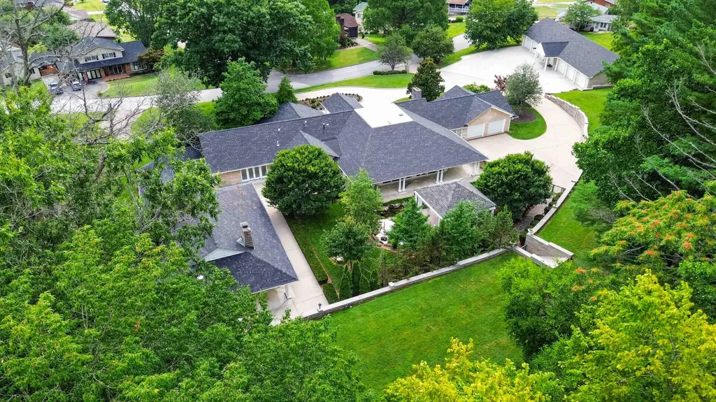 145 Woodland Drive Somerset KY 42501