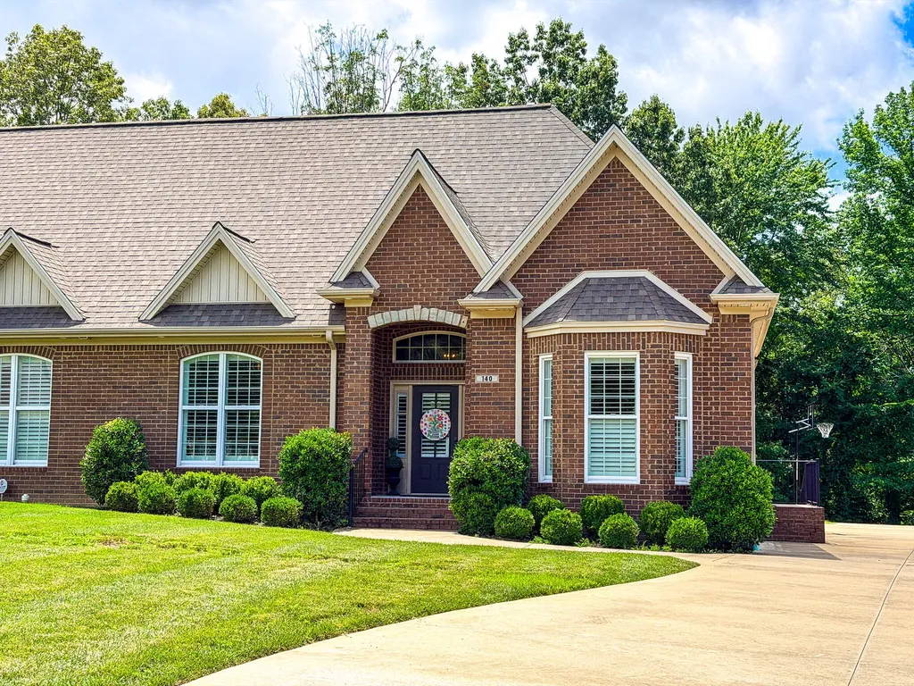 140 Pheasant Run Paducah KY 42001