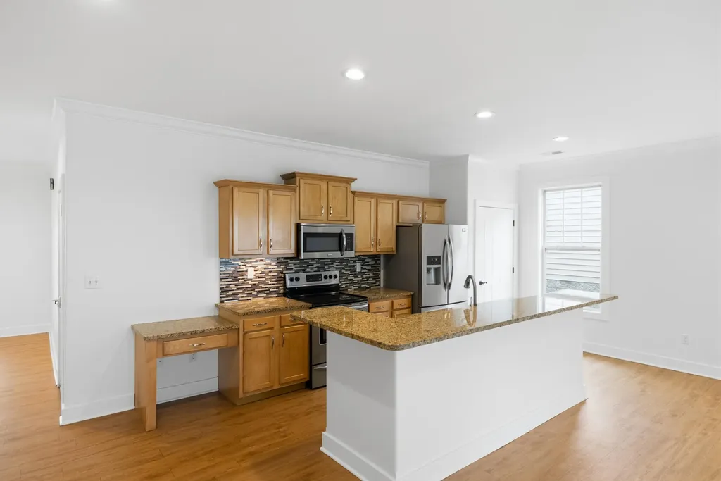 370 Persimmon Way Harrodsburg KY 40330