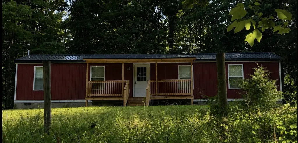 34 Shawnee Trace Frenchburg KY 40322