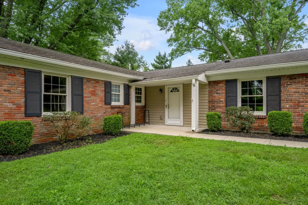 855 Walnut Hill Road Lexington KY 40515