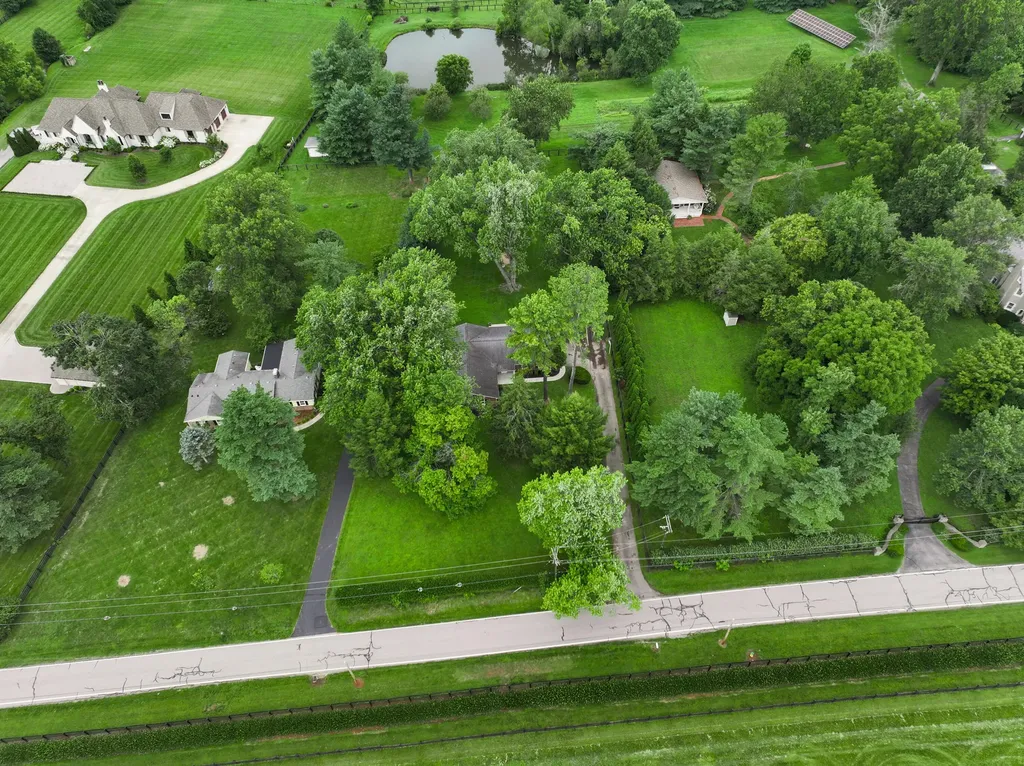 855 Walnut Hill Road Lexington KY 40515
