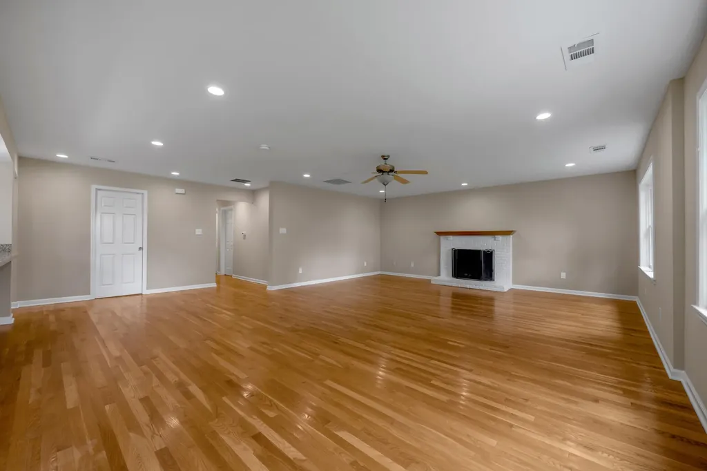 855 Walnut Hill Road Lexington KY 40515