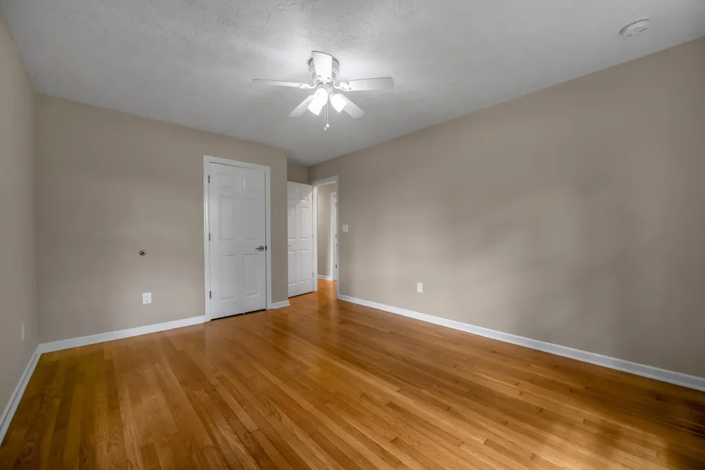 855 Walnut Hill Road Lexington KY 40515