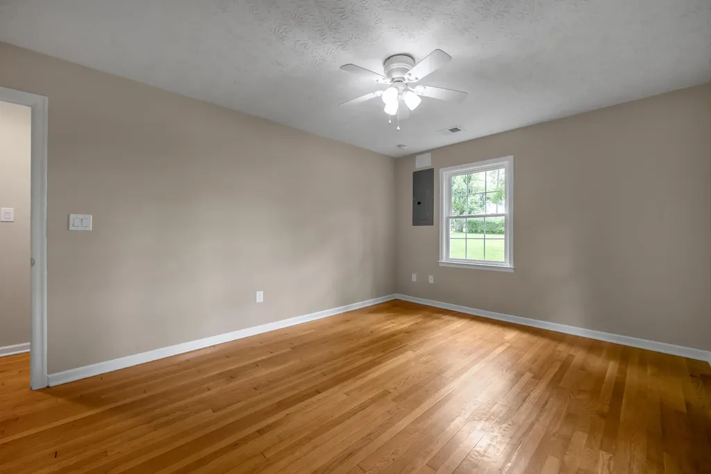 855 Walnut Hill Road Lexington KY 40515