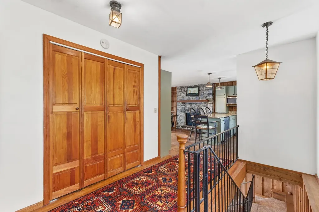 290 Deer Run Road Eddyville KY 42038