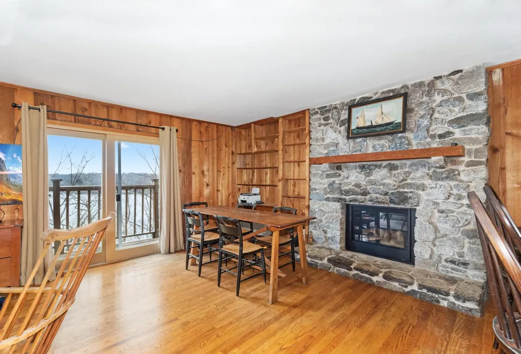 290 Deer Run Road Eddyville KY 42038