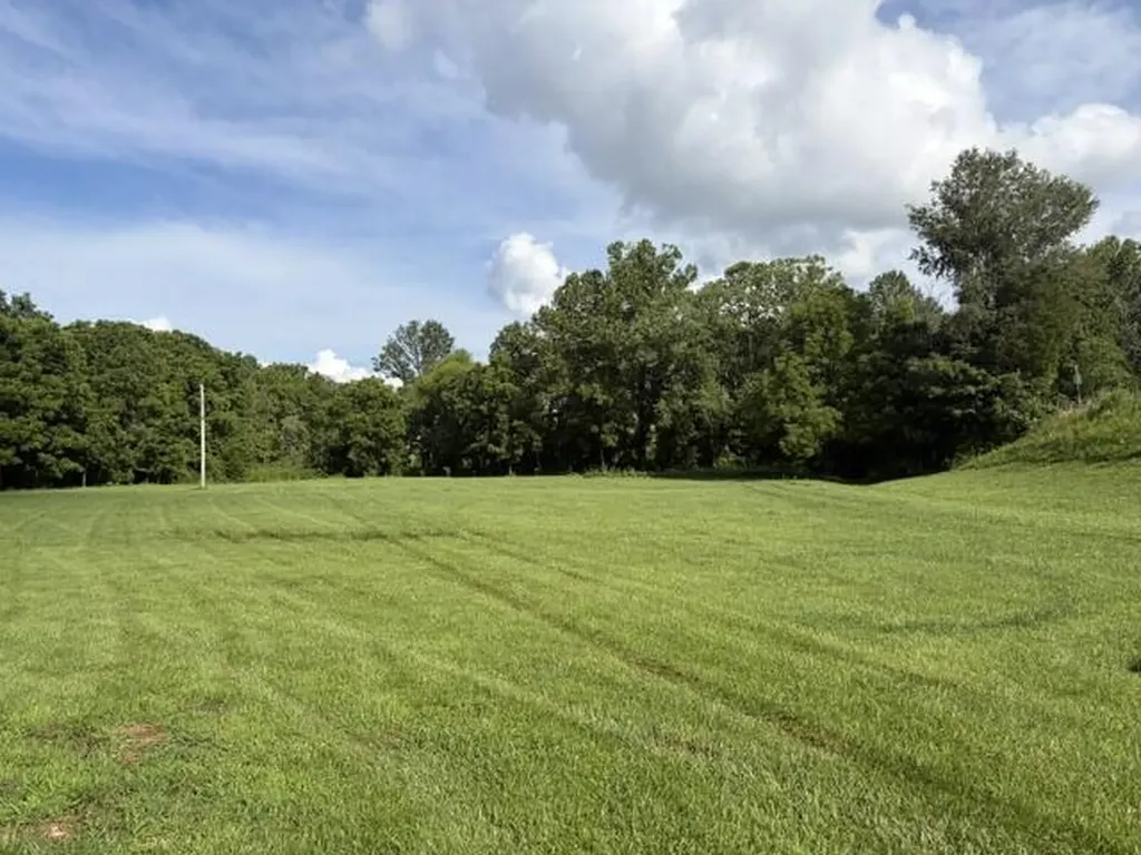 1280 Friendship Pike Road Campbellsville KY 42718
