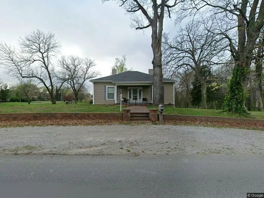 2919 Old Clarksville Pike Hopkinsville KY 42240