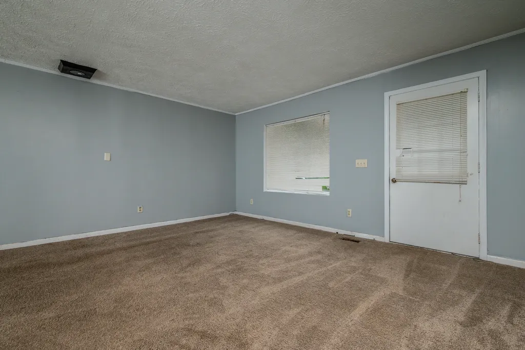 270 Pleasant Morehead KY 40351