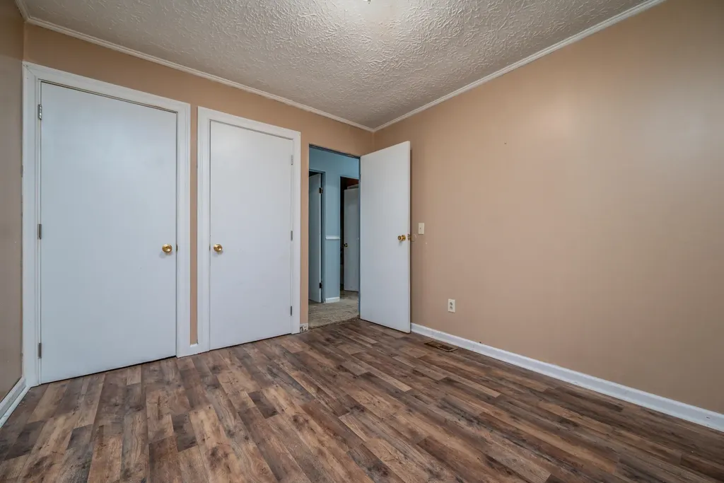 270 Pleasant Morehead KY 40351