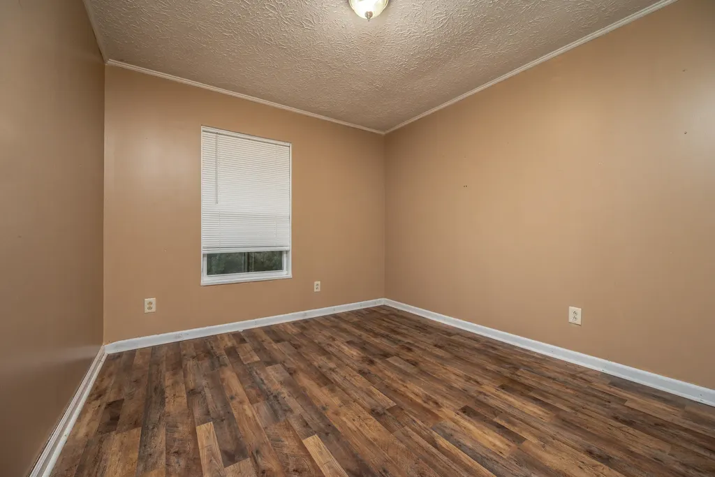 270 Pleasant Morehead KY 40351