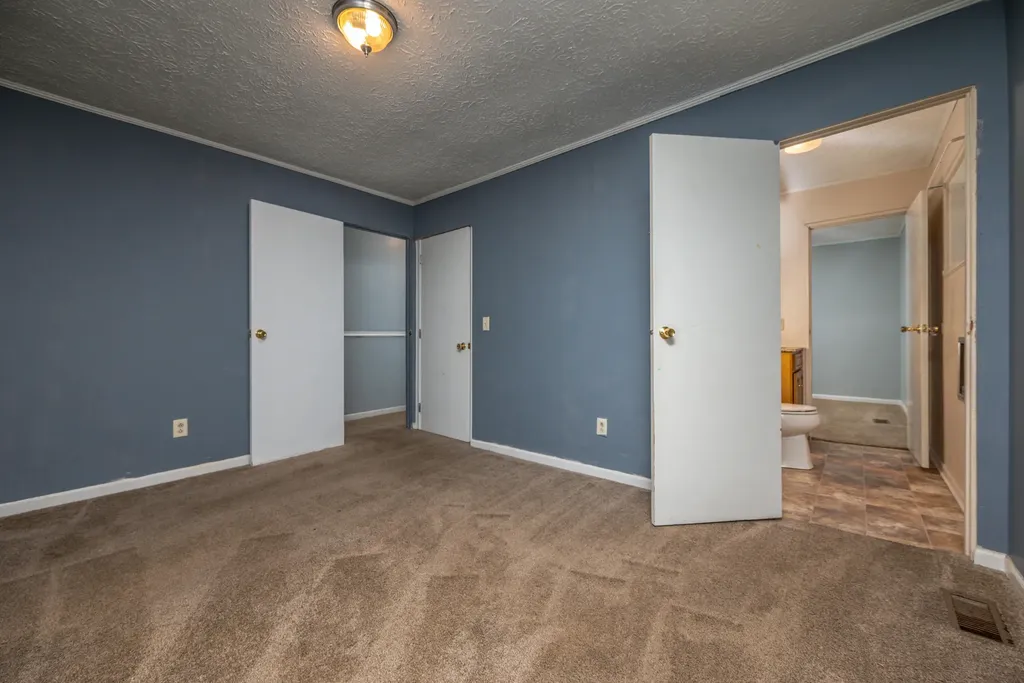 270 Pleasant Morehead KY 40351