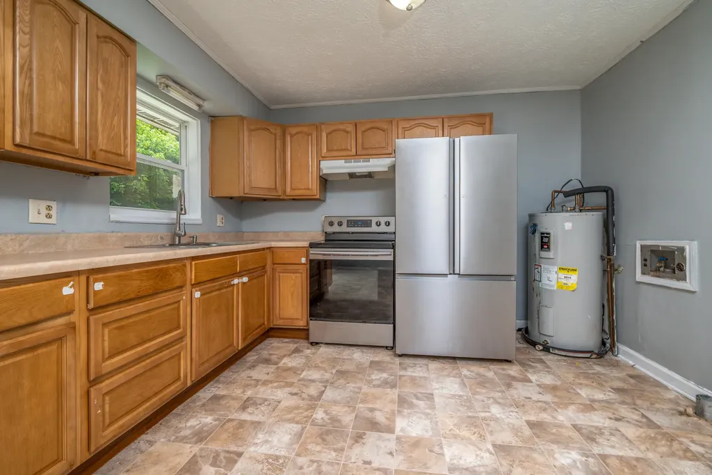 270 Pleasant Morehead KY 40351