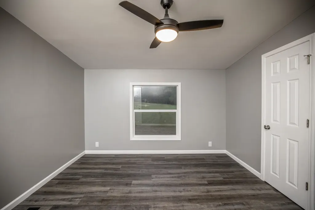 809 Hill Road Paris KY 40361