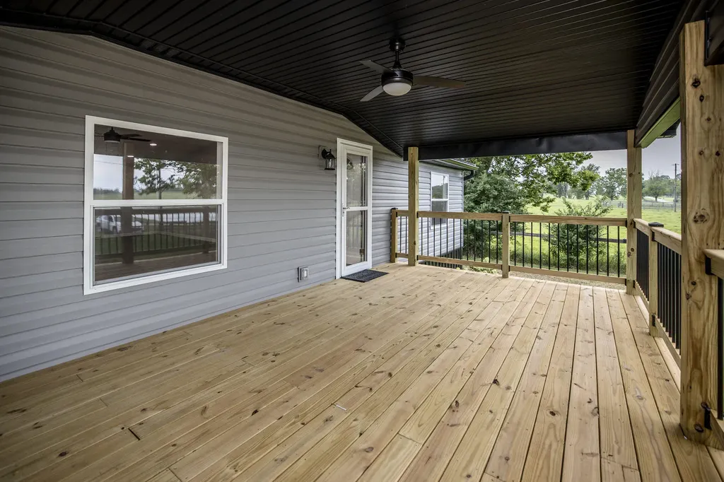 809 Hill Road Paris KY 40361