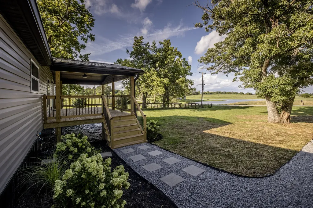 809 Hill Road Paris KY 40361