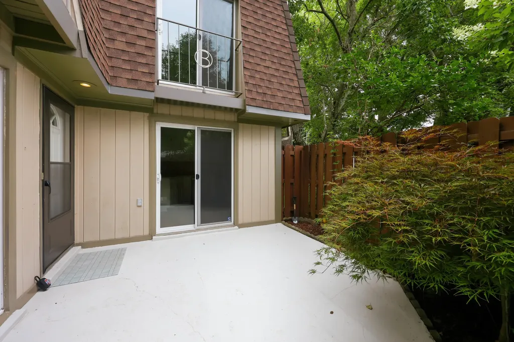 429 Darby Creek Road Lexington KY 40509