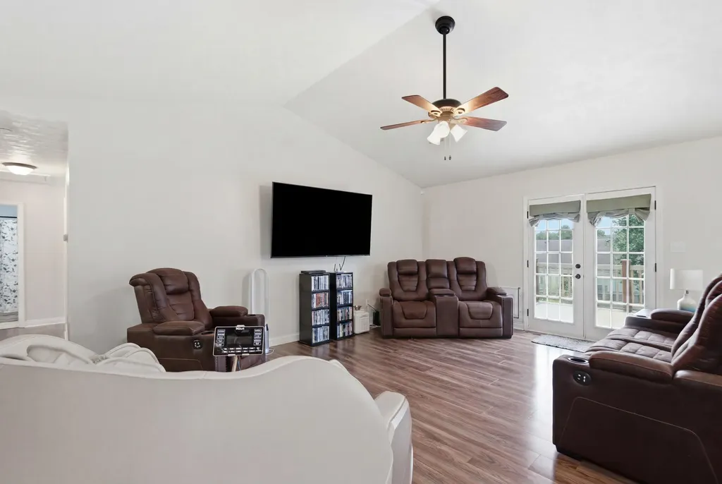 106 Harp Court Georgetown KY 40324