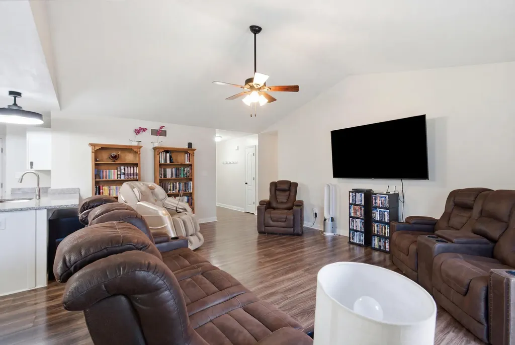 106 Harp Court Georgetown KY 40324