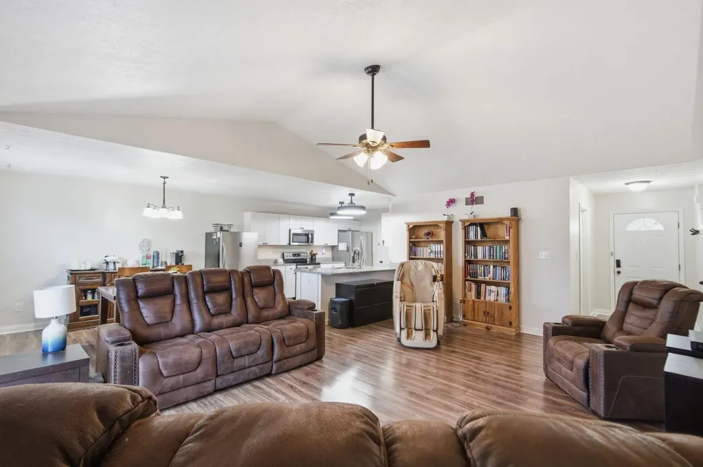 106 Harp Court Georgetown KY 40324