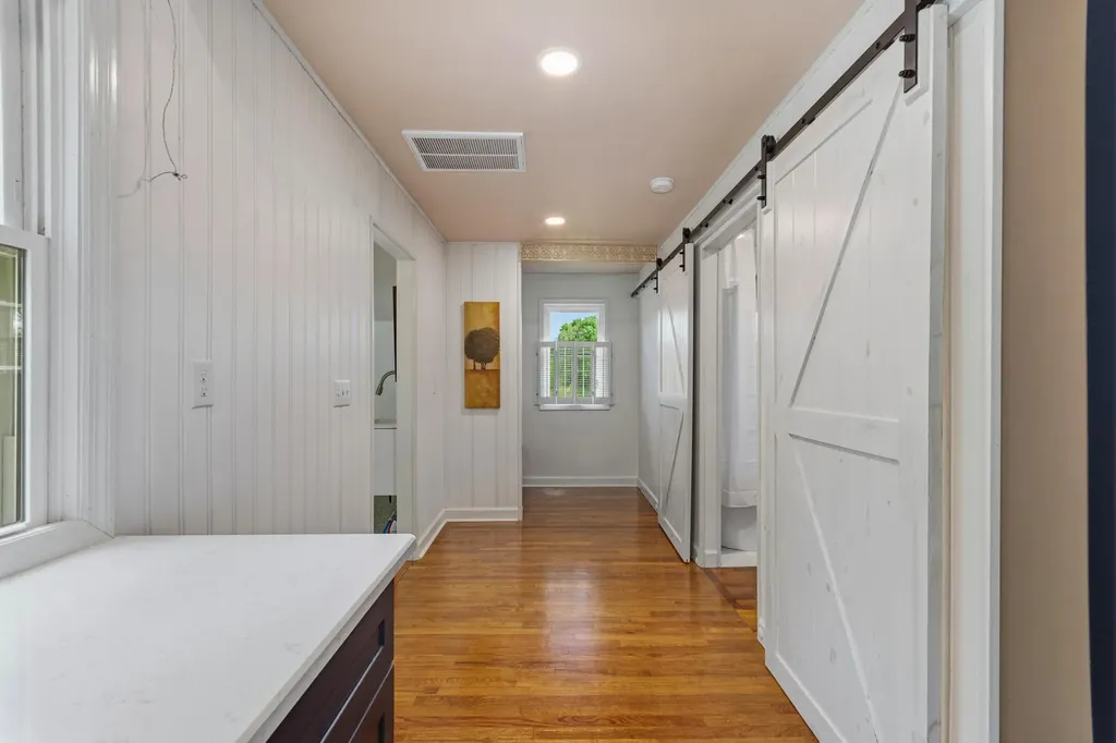 1300 State Route 1901 Marion KY 42064