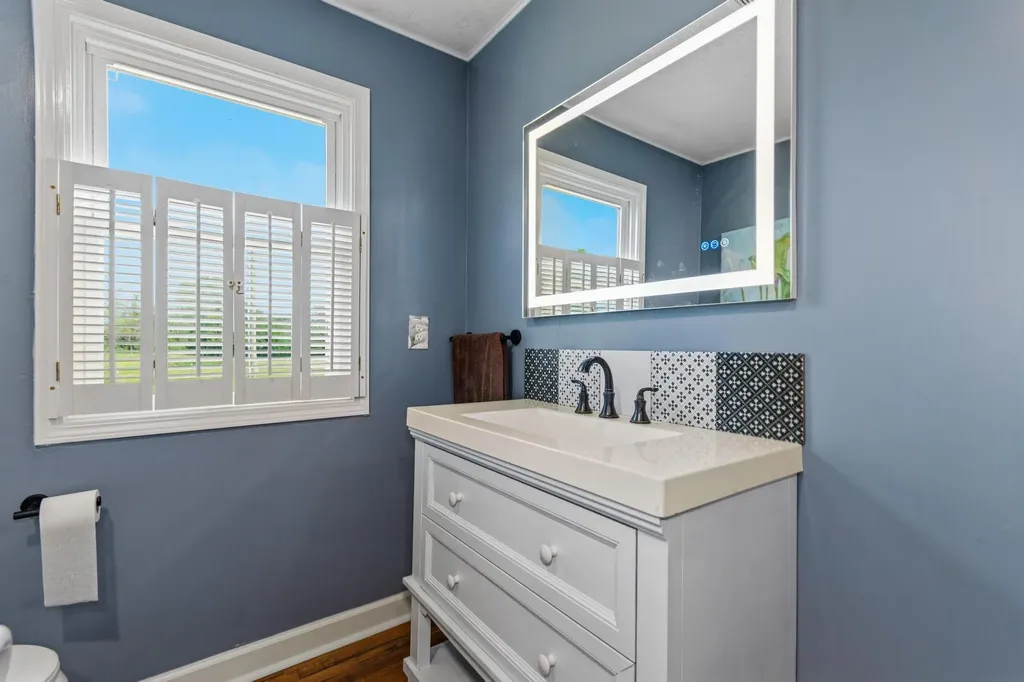 1300 State Route 1901 Marion KY 42064